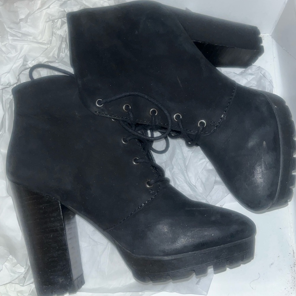Steve Madden boots